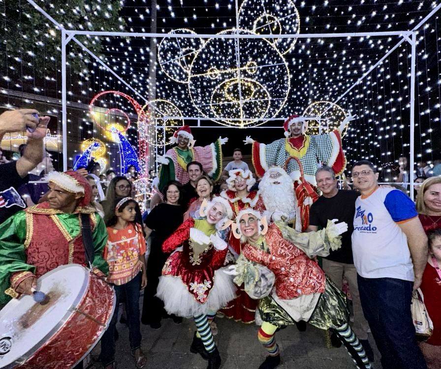 Maispb • Patos Dá Início às Atividades Natalinas Com Desfile Do Papai Noel Veja Programação 